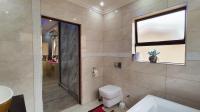 Main Bathroom - 8 square meters of property in Fleurdal