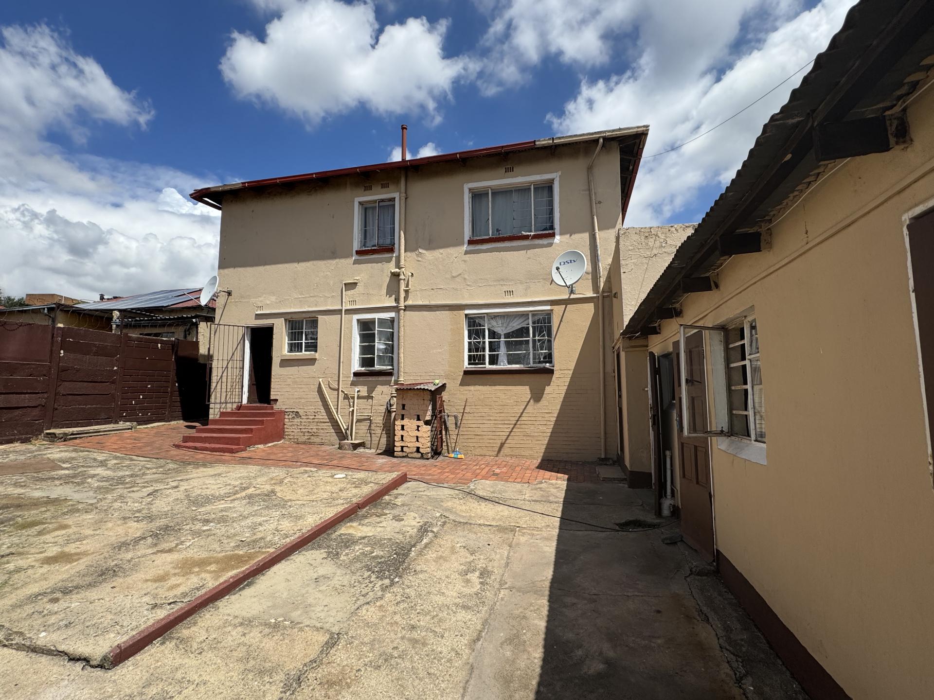  of property in Hurst Hill