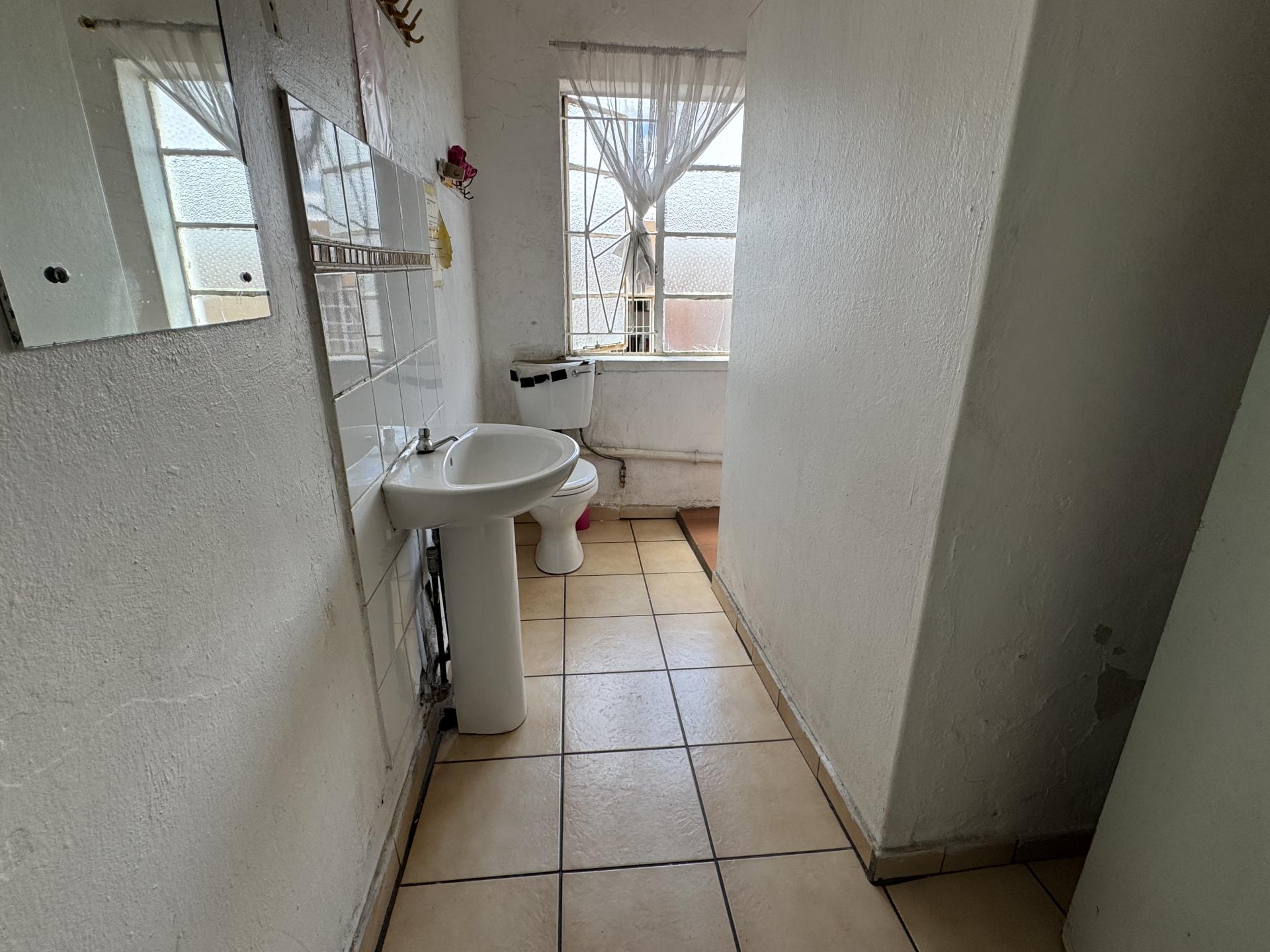  of property in Hurst Hill