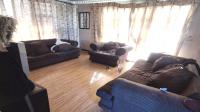 Lounges of property in Motherwell