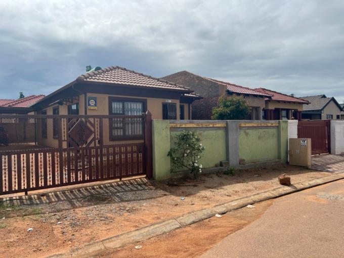 3 Bedroom House for Sale For Sale in Soshanguve - MR709006