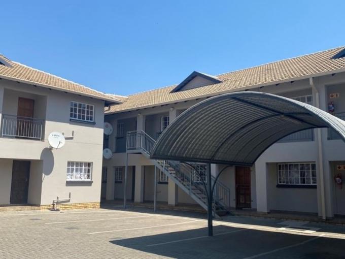 2 Bedroom Apartment for Sale For Sale in Rustenburg - MR709008