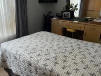  of property in Geelhoutpark