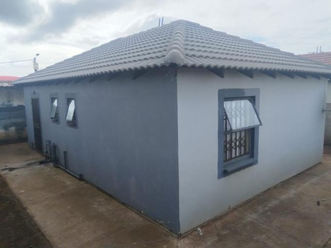 3 Bedroom House for Sale For Sale in Soweto - MR709025