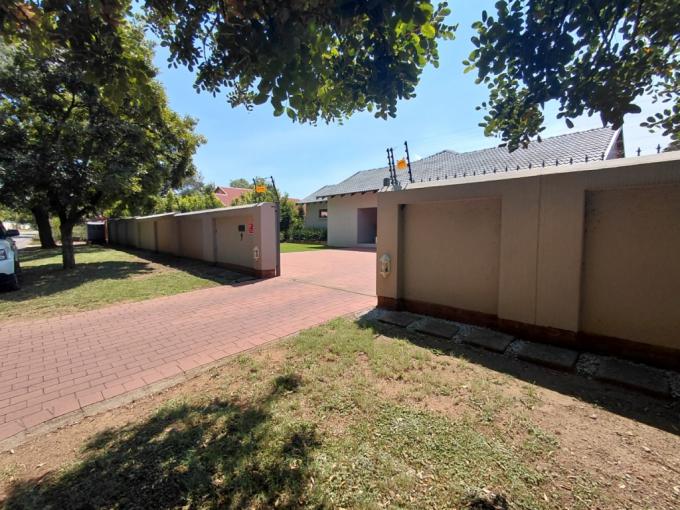 3 Bedroom House for Sale For Sale in Brackenhurst - MR709026