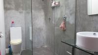 Bathroom 1 - 6 square meters of property in Melville