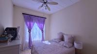 Bed Room 1 - 14 square meters of property in Douglasdale