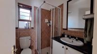 Bathroom 1 - 4 square meters of property in Douglasdale