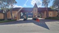 Front View of property in Douglasdale