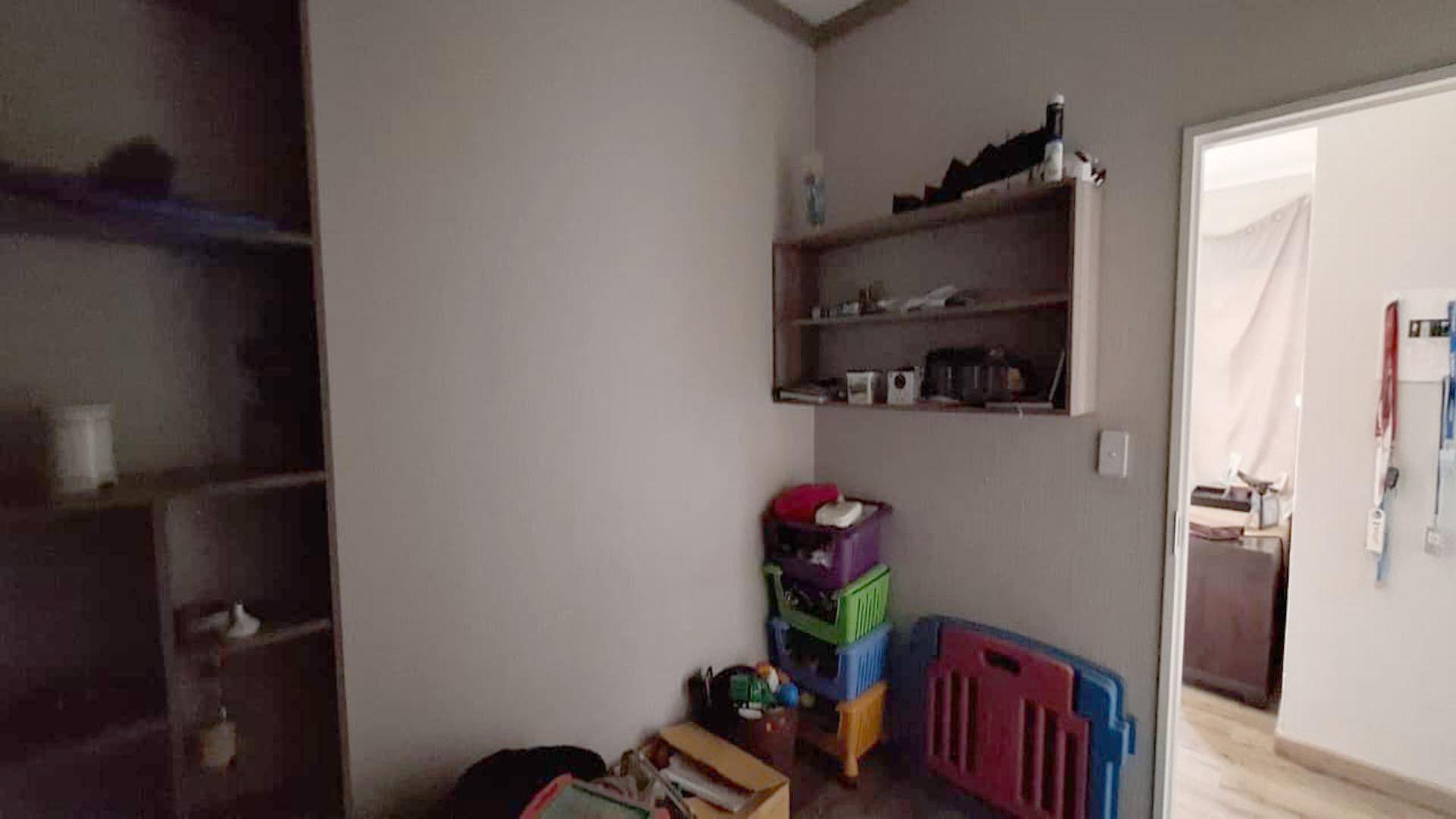 Bed Room 2 - 8 square meters of property in Meyersdal