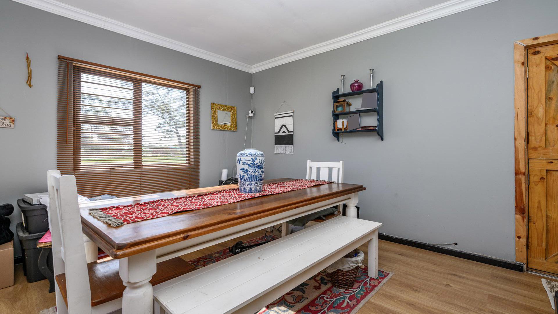 Dining Room of property in Port Elizabeth Central