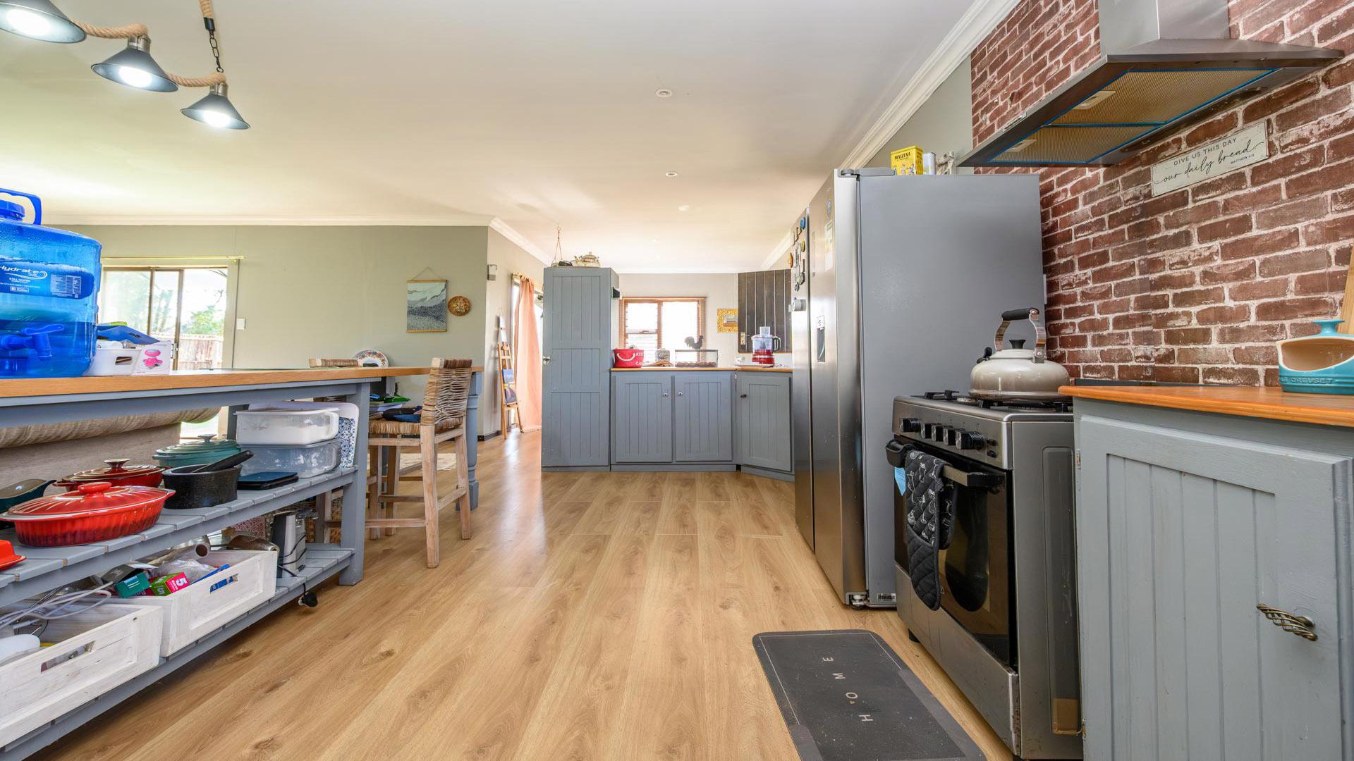 Kitchen of property in Port Elizabeth Central