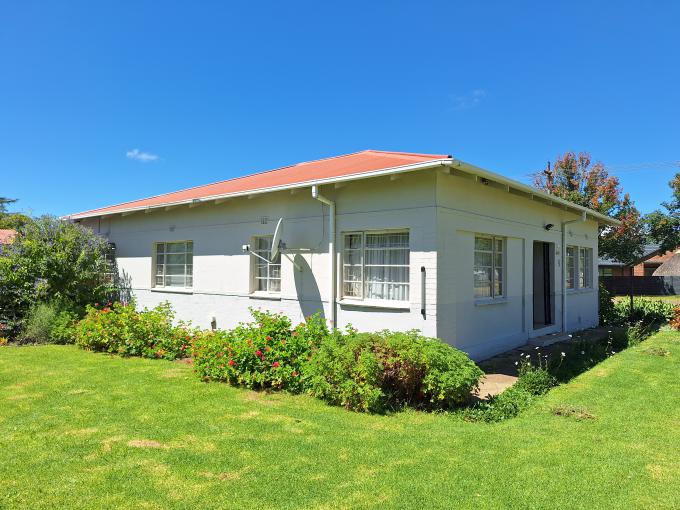 3 Bedroom House for Sale For Sale in Volksrust - MR709064