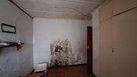 Bed Room 1 - 20 square meters of property in Rondebult