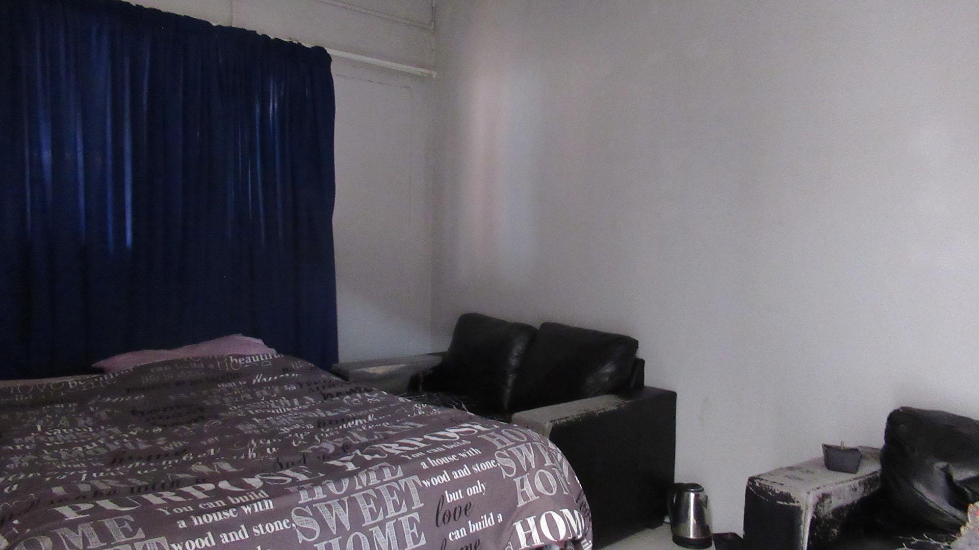 Flatlet - 21 square meters of property in Suideroord