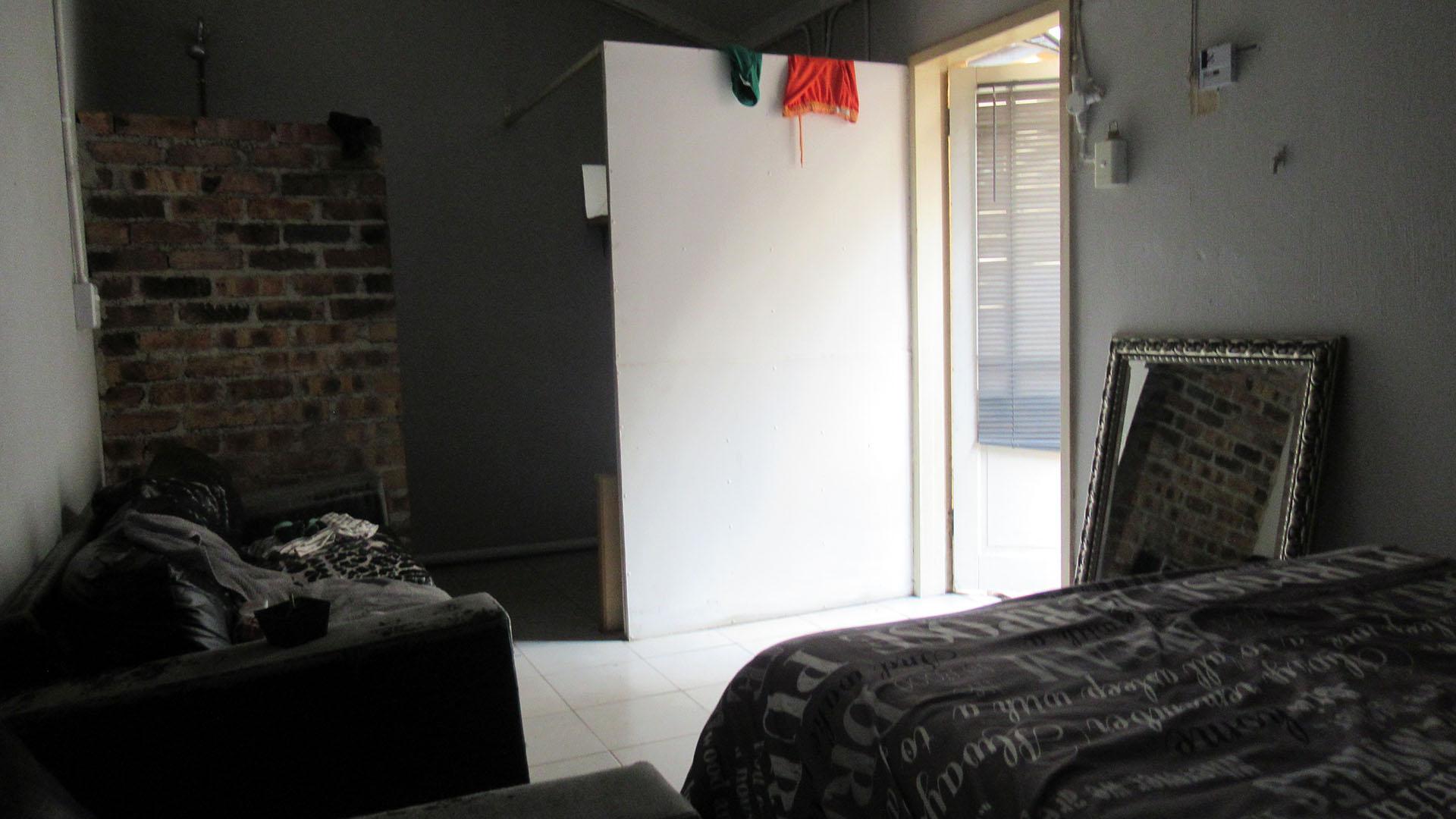 Flatlet - 21 square meters of property in Suideroord