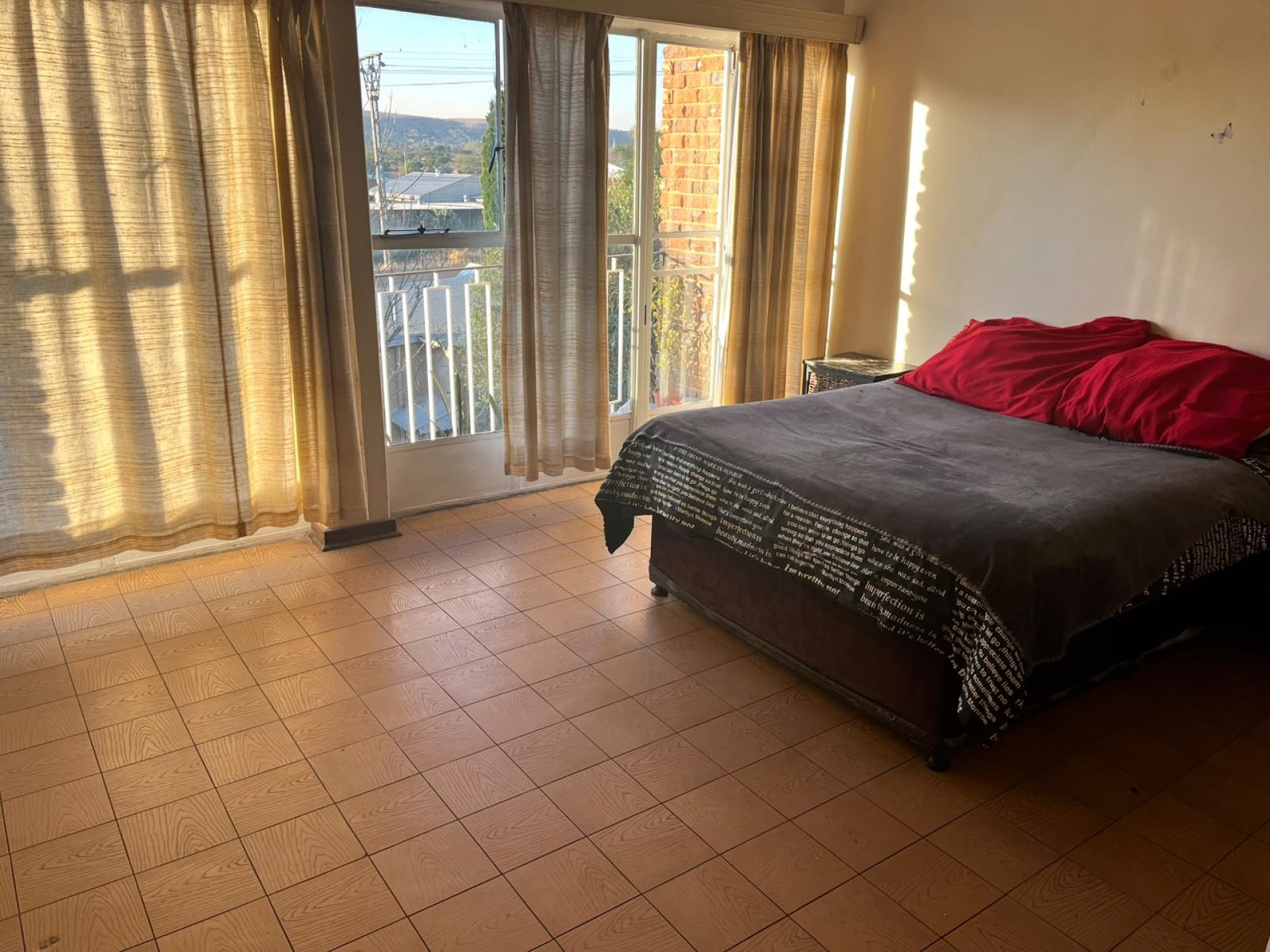  of property in Villieria