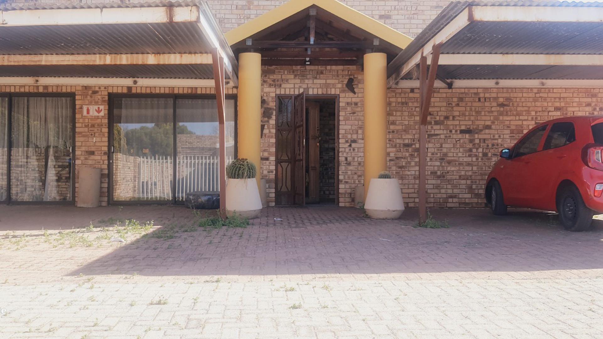 Front View of property in Potchefstroom