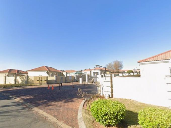 3 Bedroom Simplex for Sale For Sale in Elandspark - MR709115