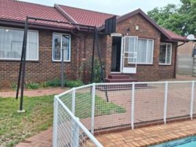 3 Bedroom House for Sale For Sale in Elandspark - MR709126