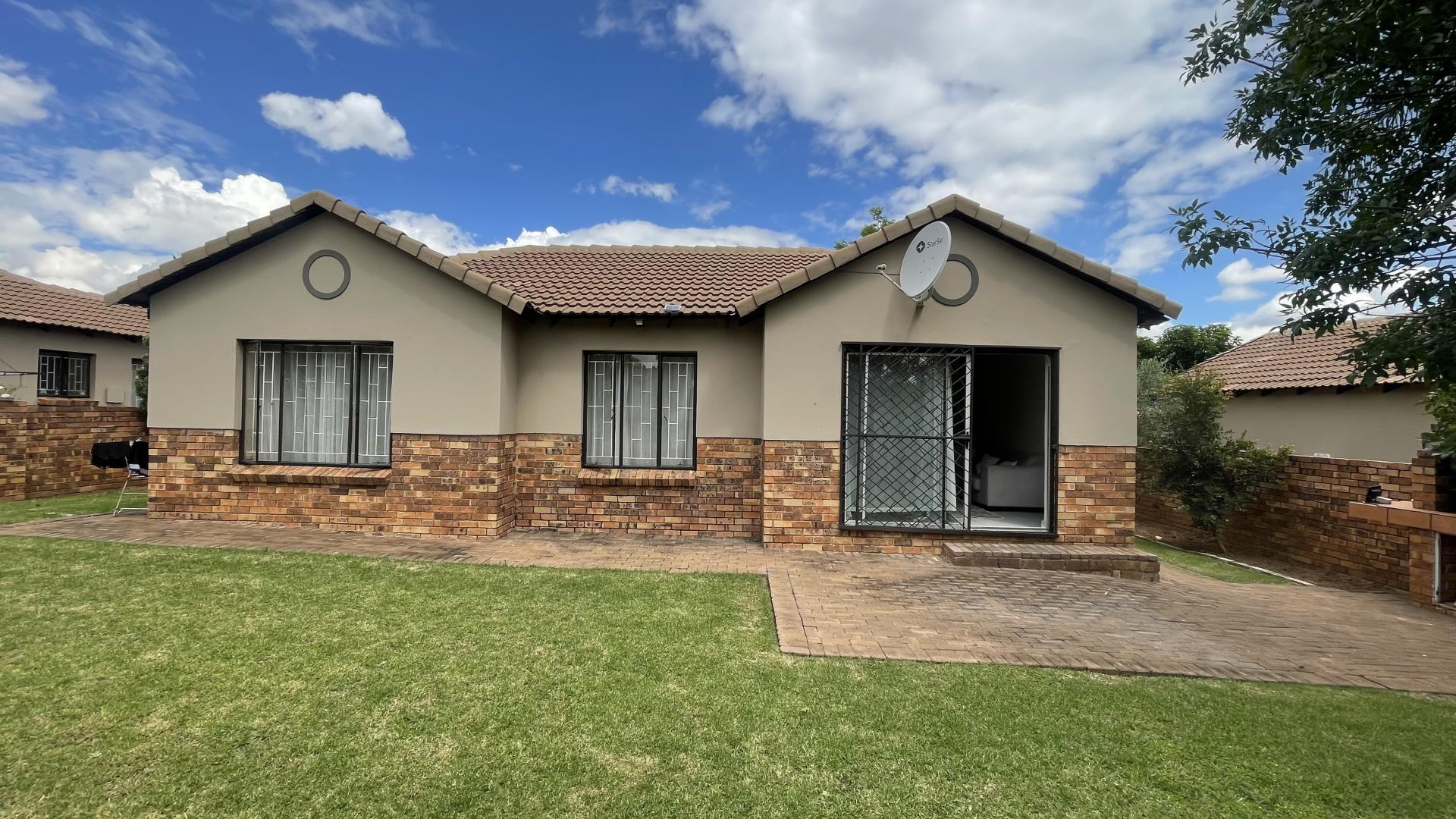 Front View of property in Kyalami Hills