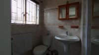 Main Bathroom - 5 square meters of property in Kyalami Hills
