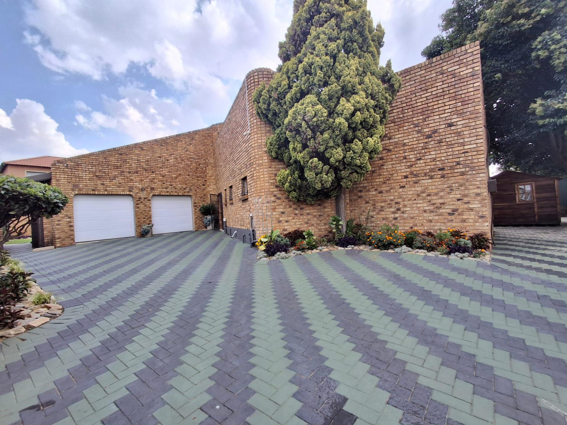 Front View of property in Diepkloof