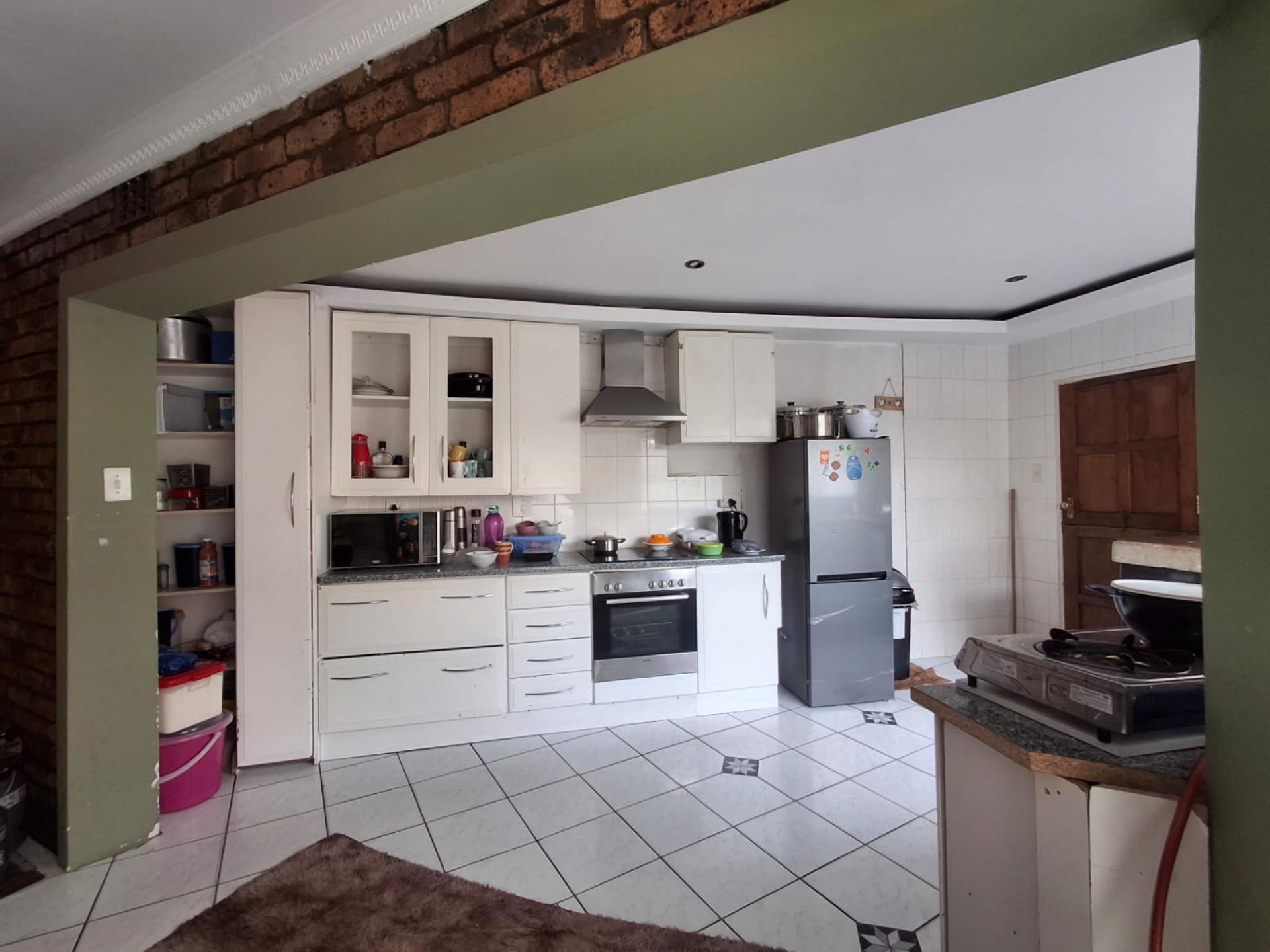 Kitchen of property in Diepkloof