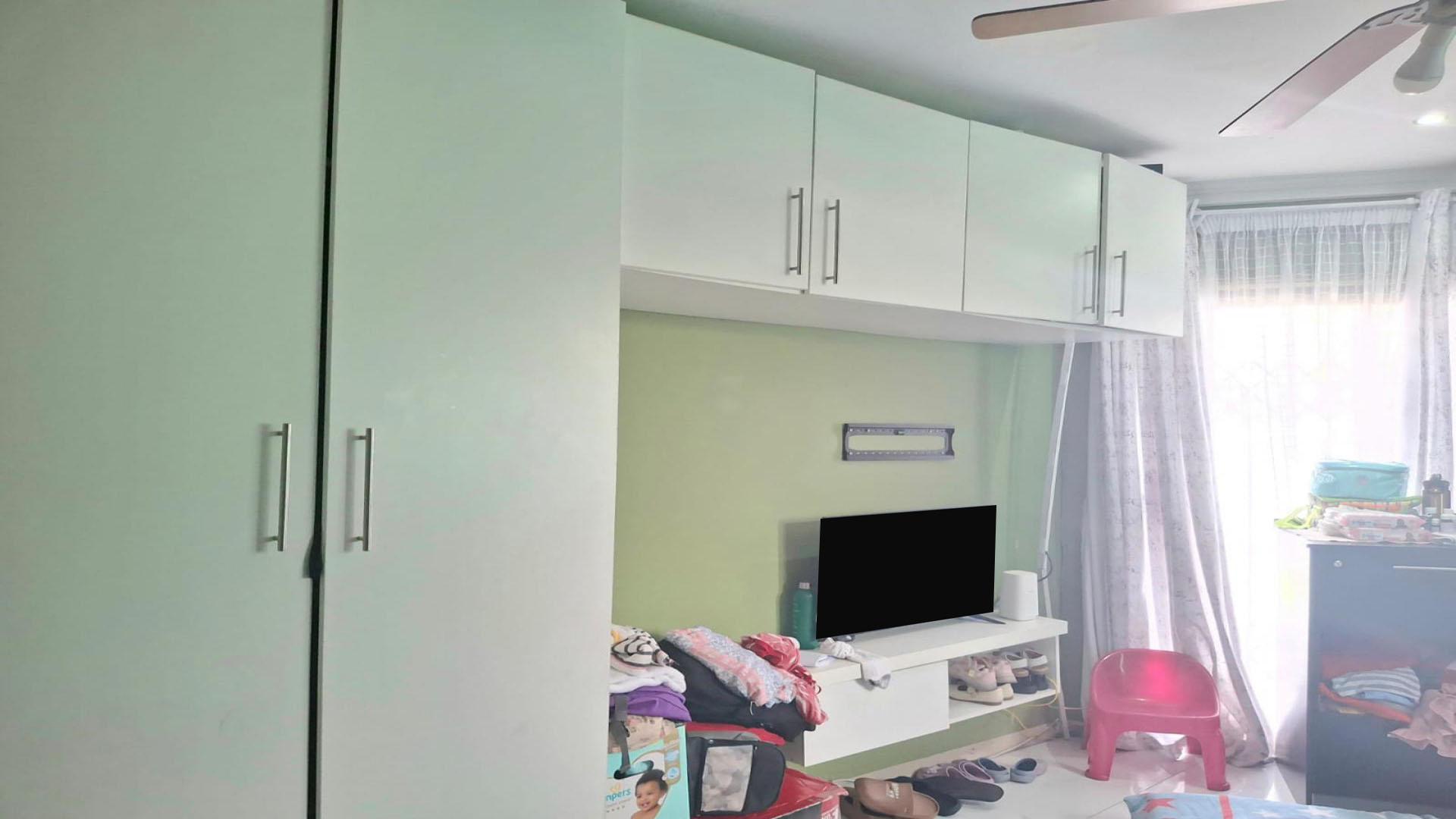 Bed Room 2 of property in Diepkloof