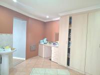 Bed Room 1 of property in Diepkloof