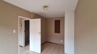 Bed Room 1 - 15 square meters of property in Braamfontein Werf