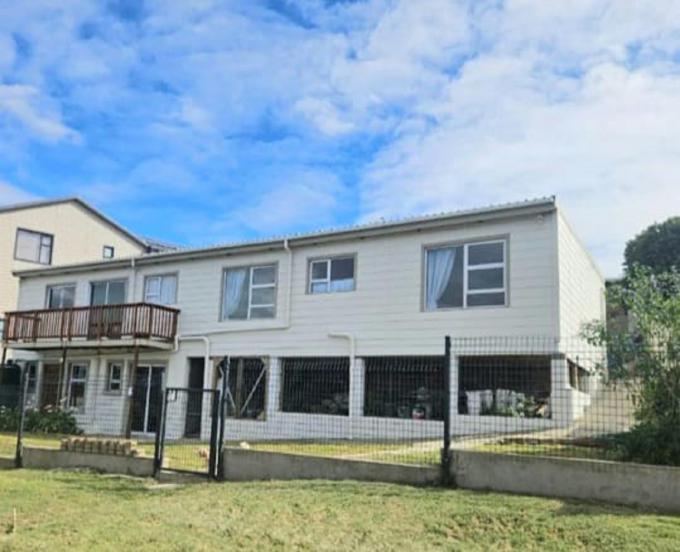 3 Bedroom House for Sale For Sale in Mossel Bay - MR709161