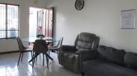 Lounges - 15 square meters of property in Northgate (JHB)