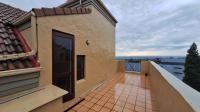 Balcony - 24 square meters of property in Lone Hill