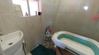 Bathroom 1 - 5 square meters of property in Scottburgh