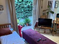  of property in Oranjezicht