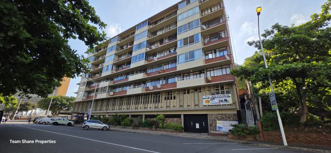 2 Bedroom Apartment to Rent in Amanzimtoti  - Property to rent - MR709196