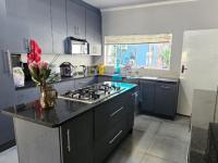  of property in Geelhoutpark