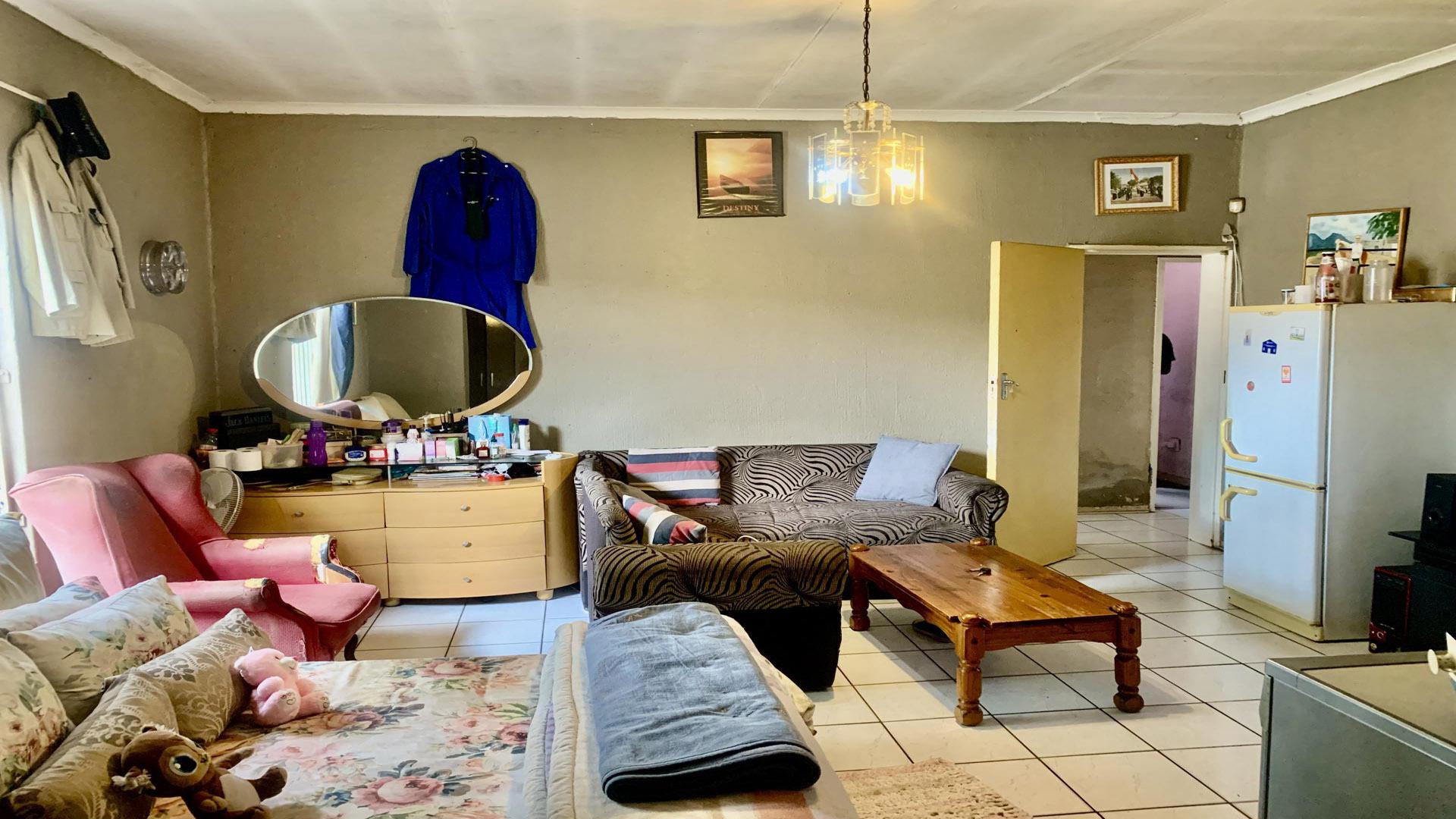 Lounges of property in Newlands - JHB