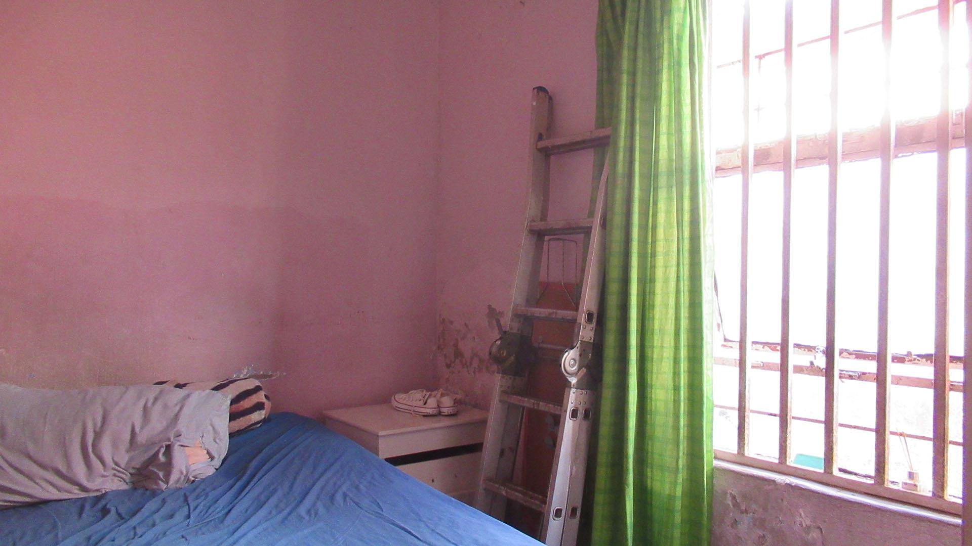 Bed Room 2 - 11 square meters of property in Newlands - JHB