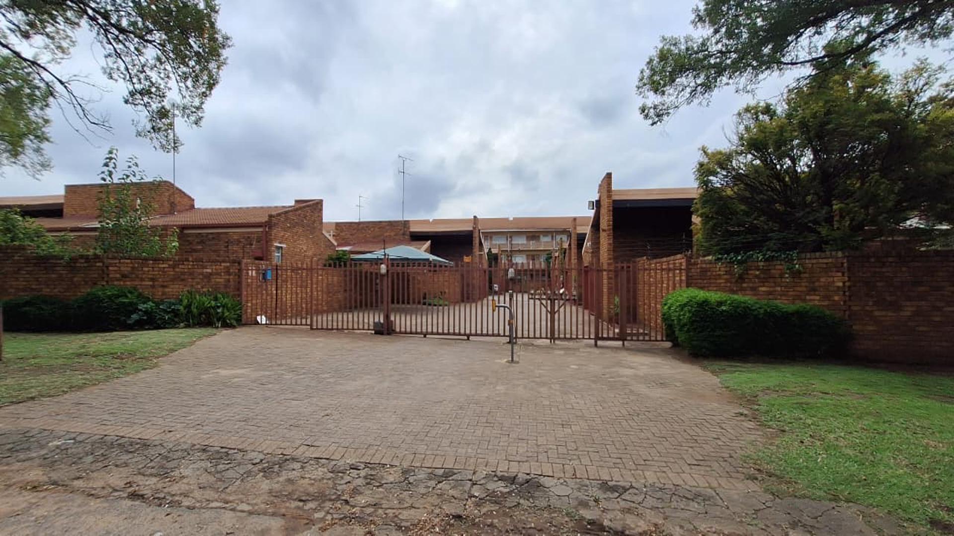 Front View of property in Vanderbijlpark