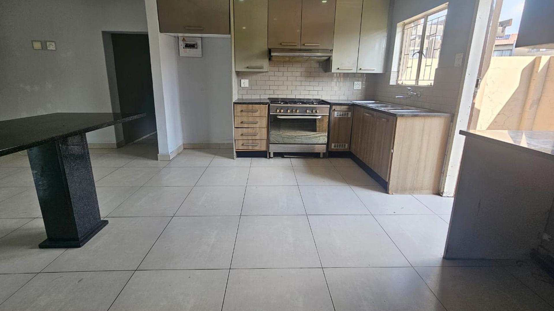 Kitchen of property in Parkhaven