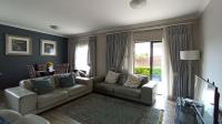 Lounges - 33 square meters of property in Doornpoort