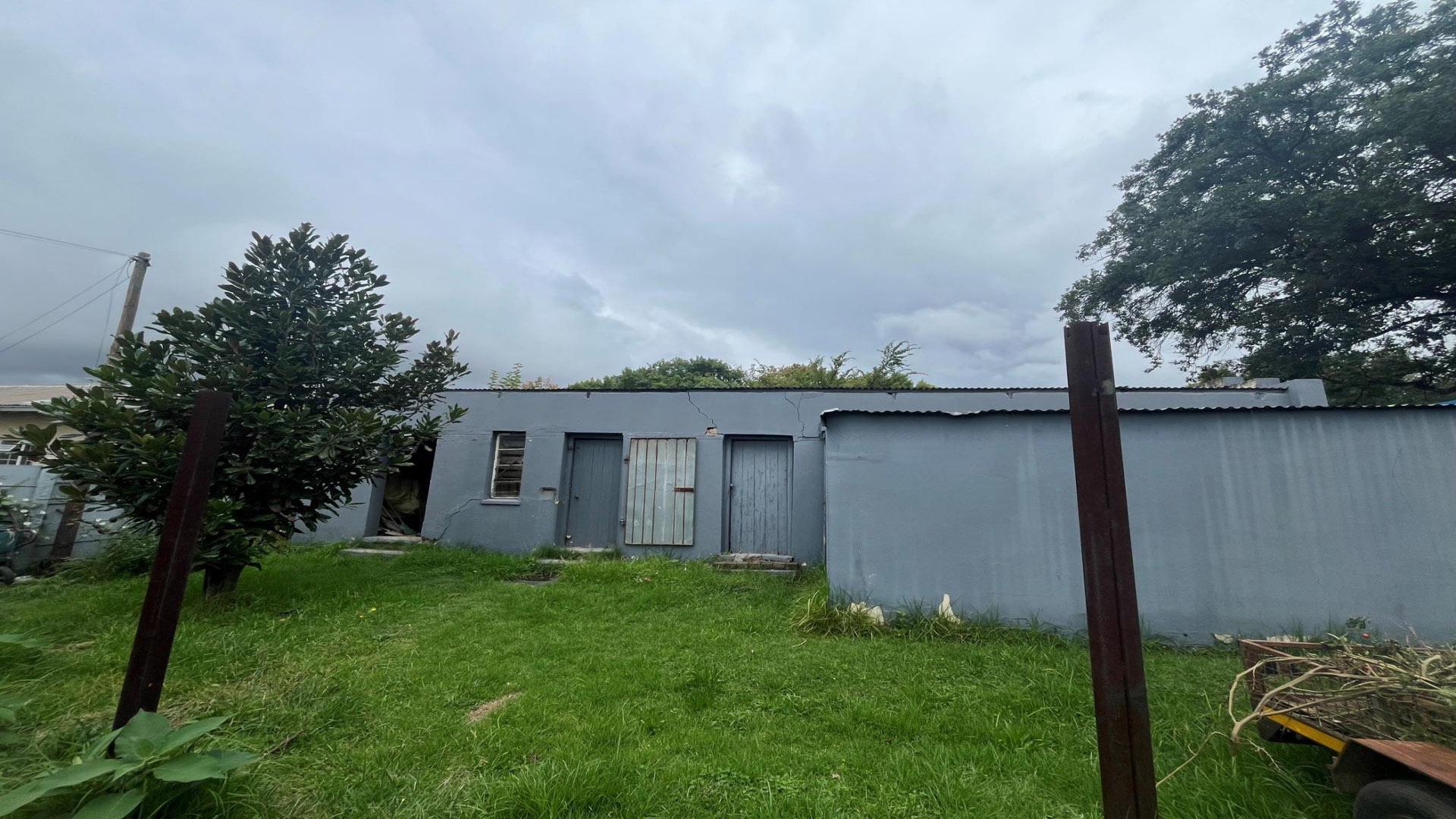 Spaces of property in Bethlehem