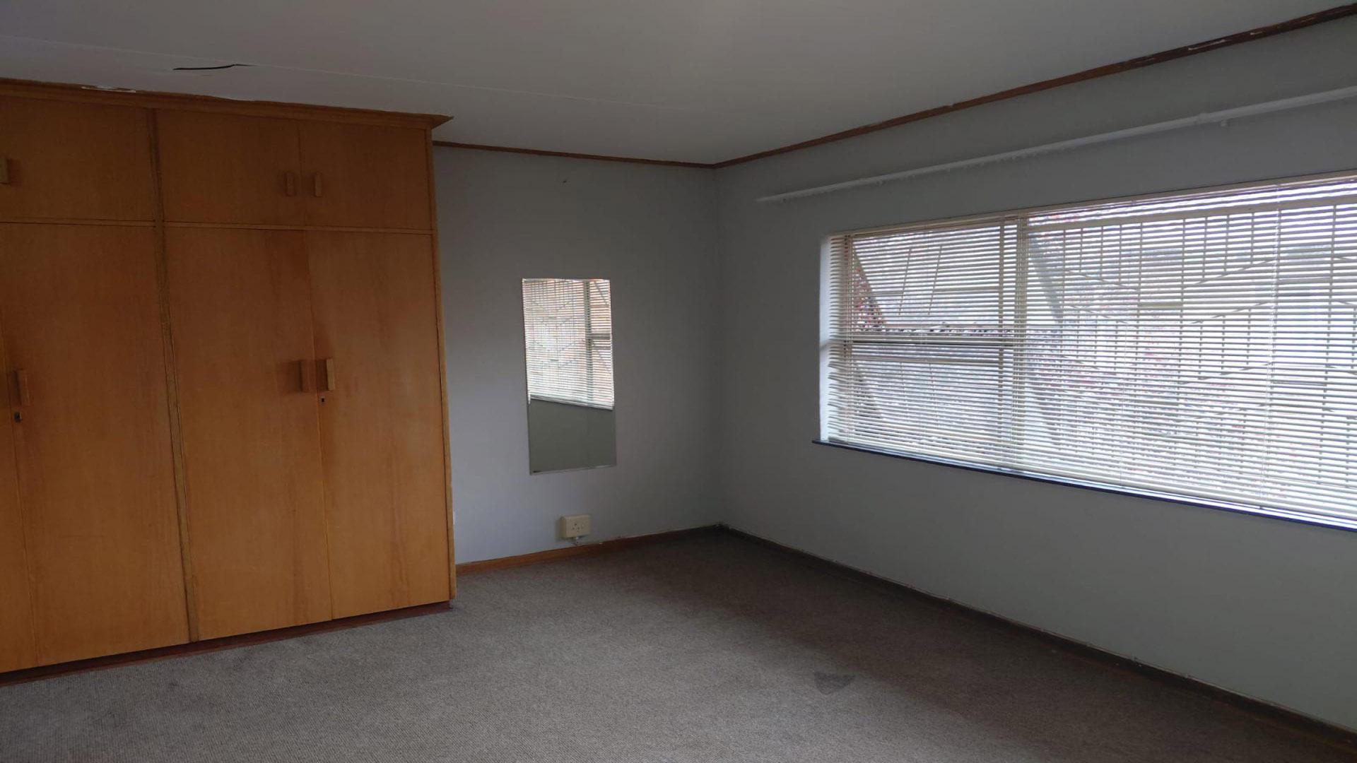 Bed Room 2 of property in Westdene (Bloemfontein)