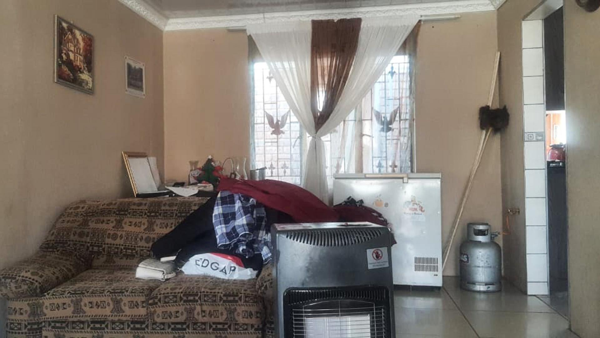 Lounges of property in Potchefstroom