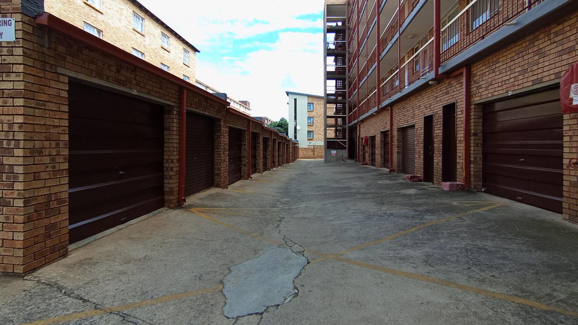 Front View of property in Wonderboom