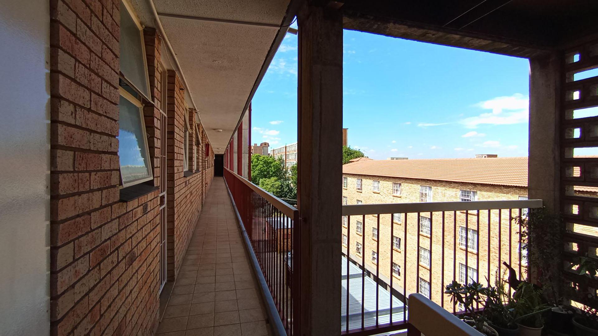 Front View of property in Wonderboom