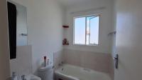 Main Bathroom - 7 square meters of property in Northgate (JHB)