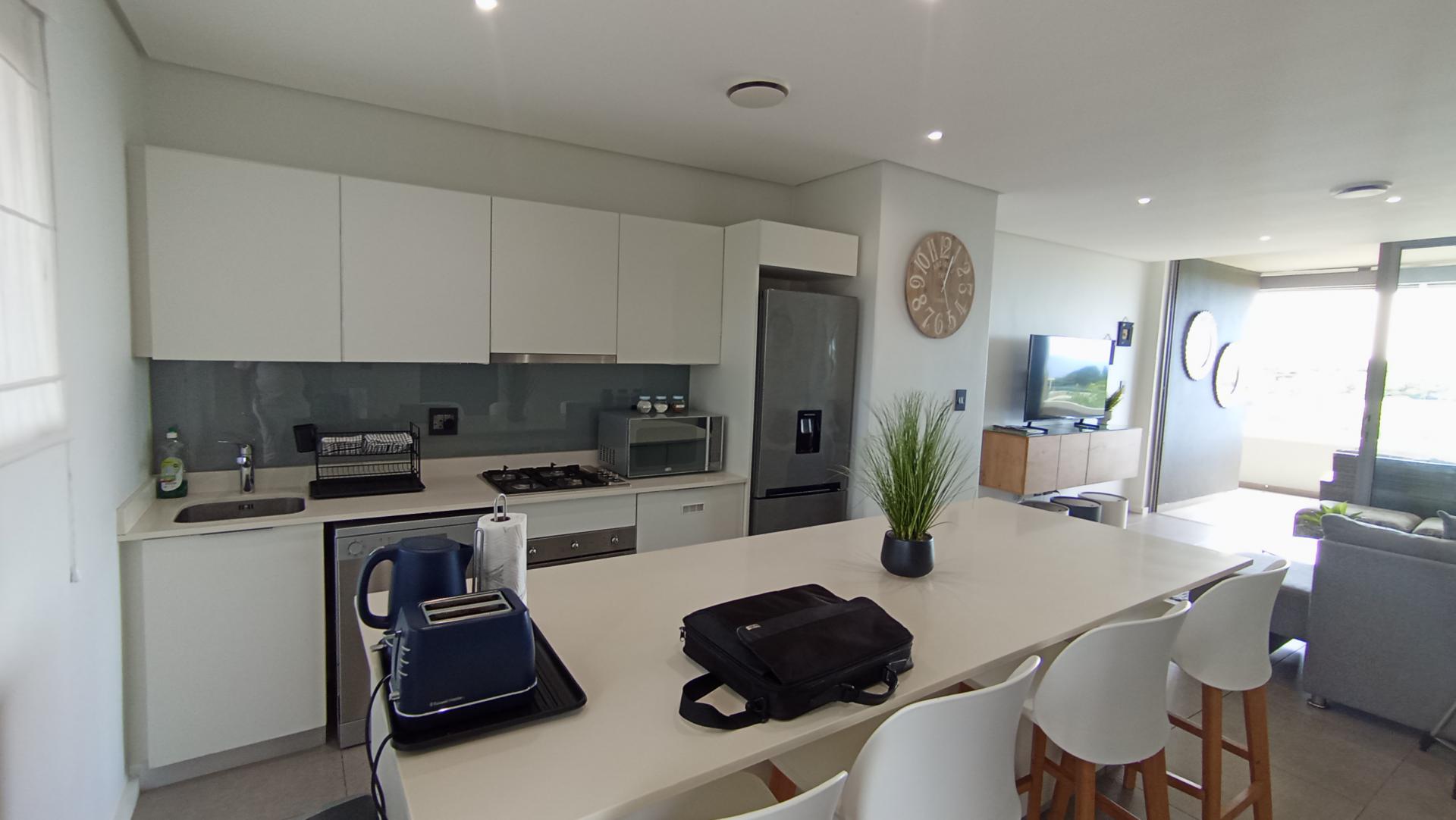 Kitchen - 16 square meters of property in Hillhead